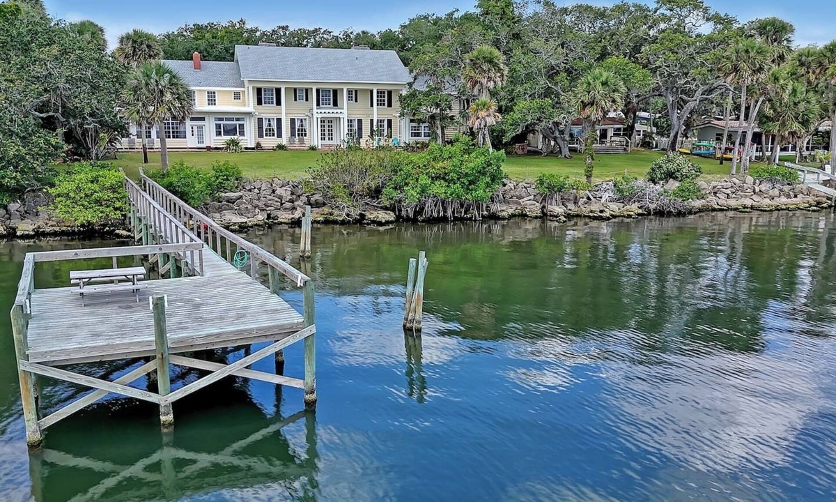 Tropic House | SP Riverfront Views Huge Apt 3bd/3ba Sleep 10