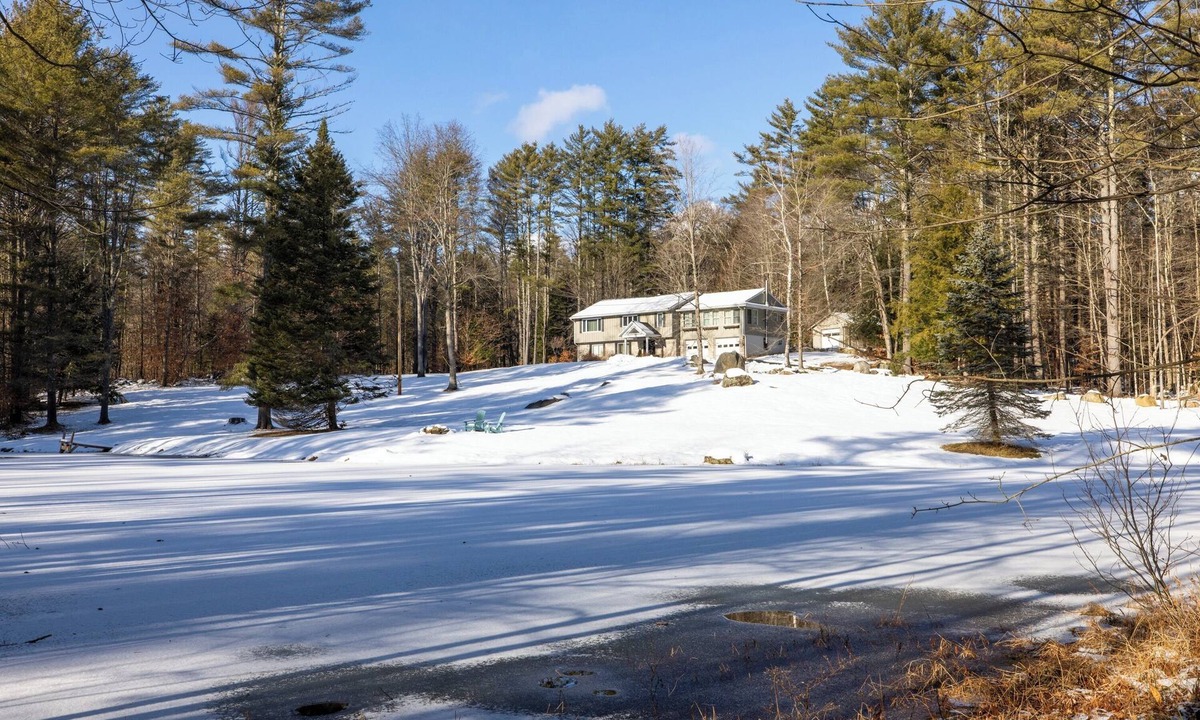 Chestertown House | Spacious and Cozy Adirondack Home Just Minutes to Lake George and Gore Mountain