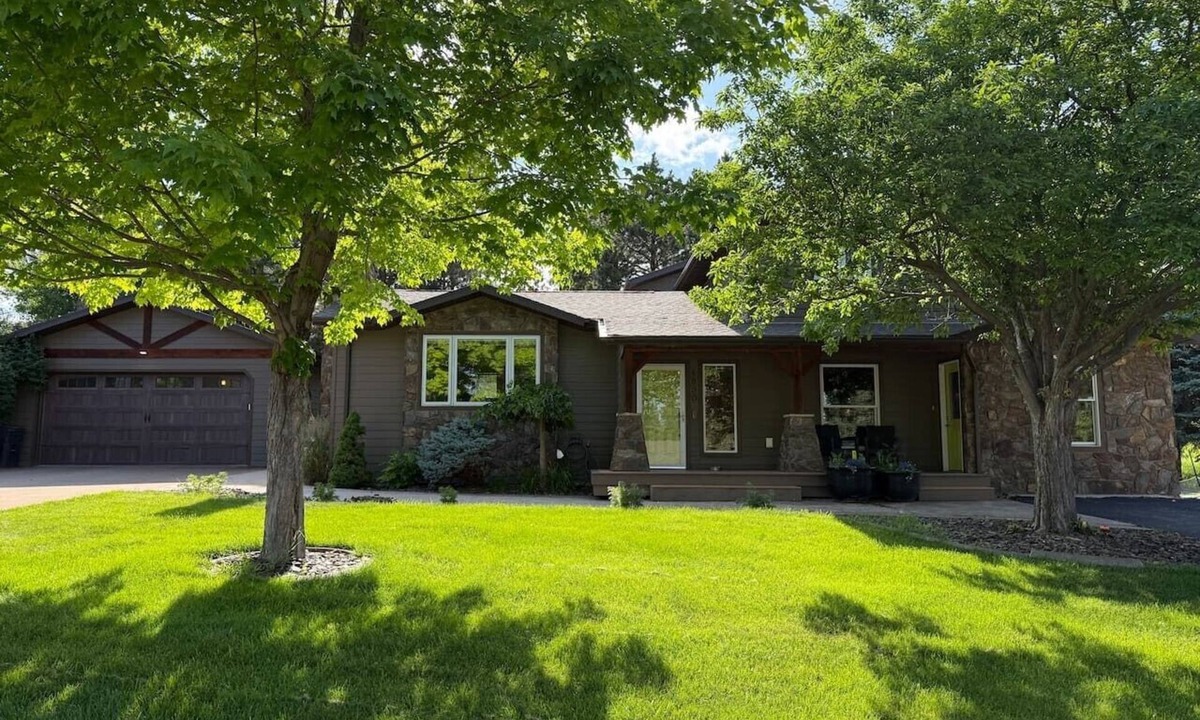 Rapid City House | Special: Riva Ridge Retreat w/Hot Tub