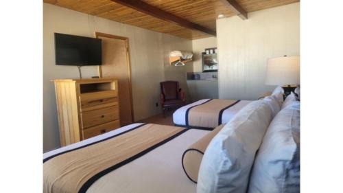Cimarron Hotel | St James Family Suite 1