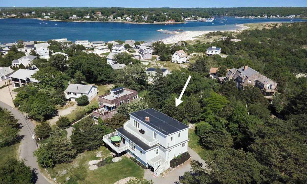 Gloucester House | Stay at Wingaersheek