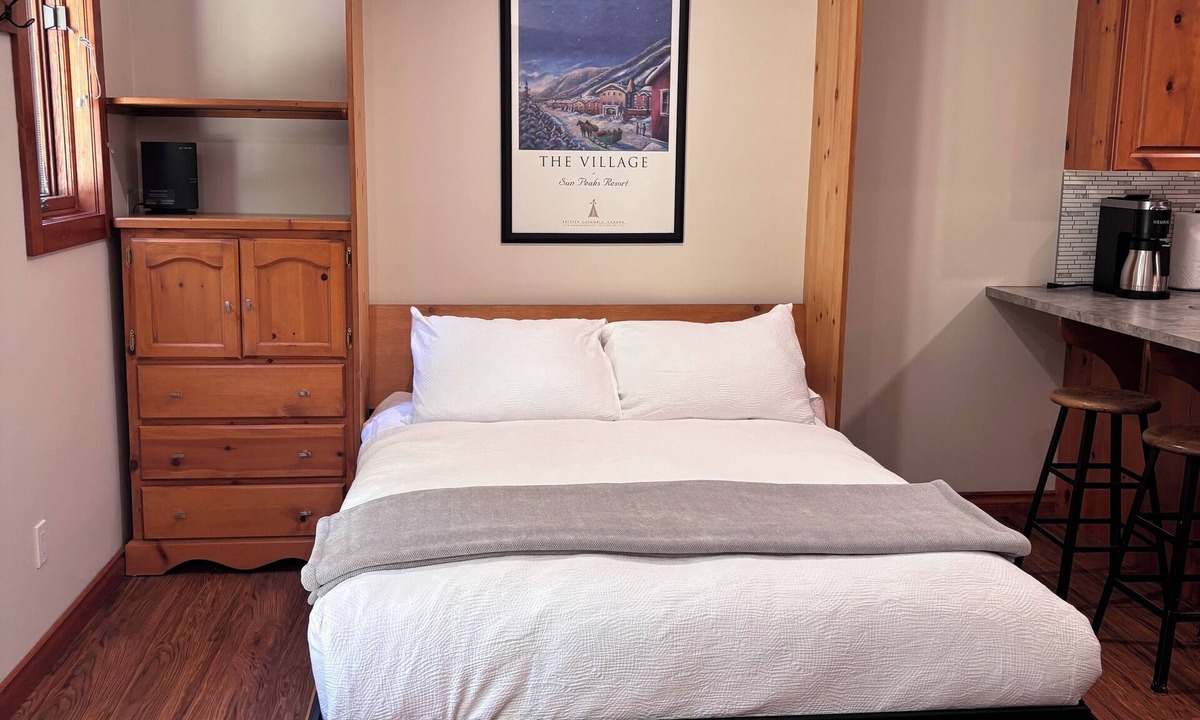 Sun Peaks Condo | Steps to the Village Ski-in/Ski-out Hot Tub