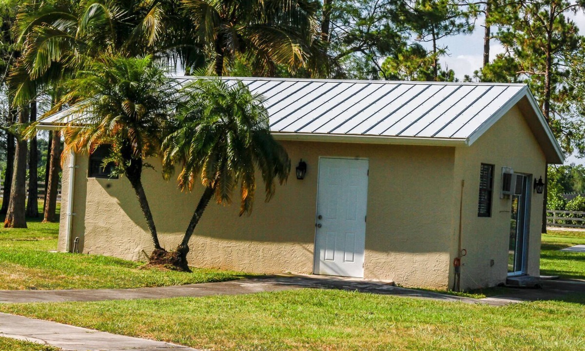 Loxahatchee Groves Cottage | Studio Cottage on Gorgeous property