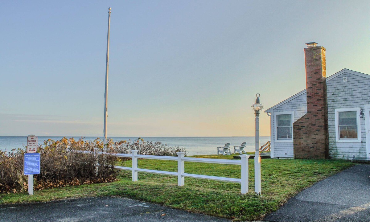 Popponesset House | Stunning beach-front home in Popponesset, Cape Cod