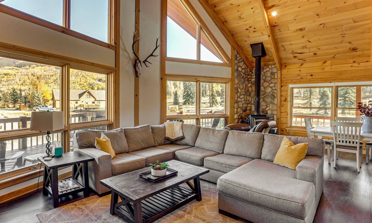 Purgatory Cottage | Stunning San Juan Mtn Views: Cabin Near Skiing!