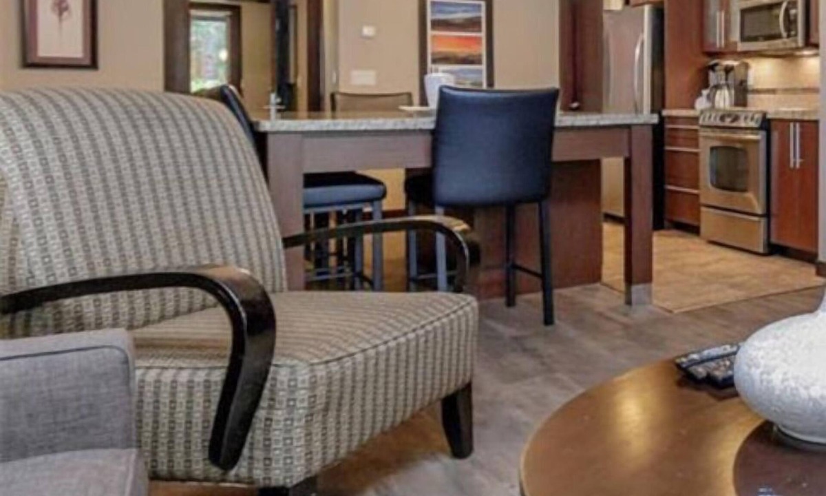 Regional District of Nanaimo Condo | Stylish Family Condo Next to Resort Hot Tub! *Discount for 3+ Nights*