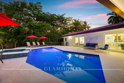 Golden Glades Villa | Sultan Villa - Tennis CT - Jacuzzi - Pool - BBQ