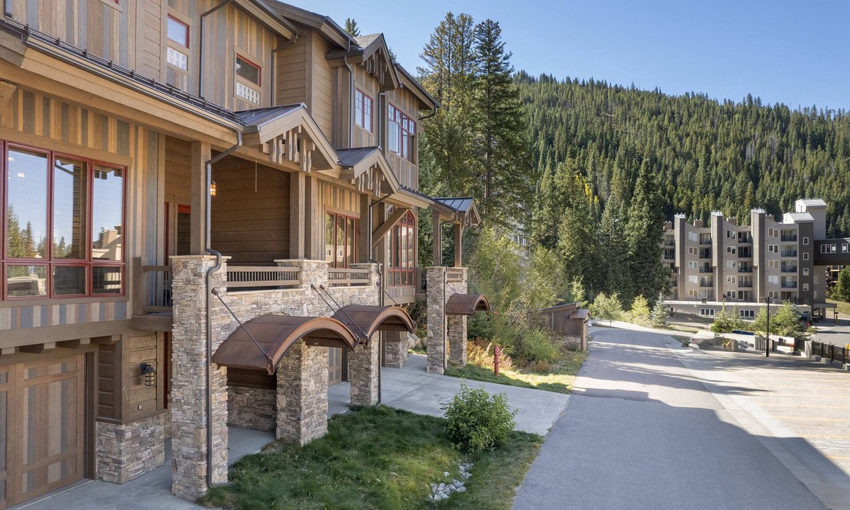 Winter Park House | Summer Escape w/Patio & Hot Tub