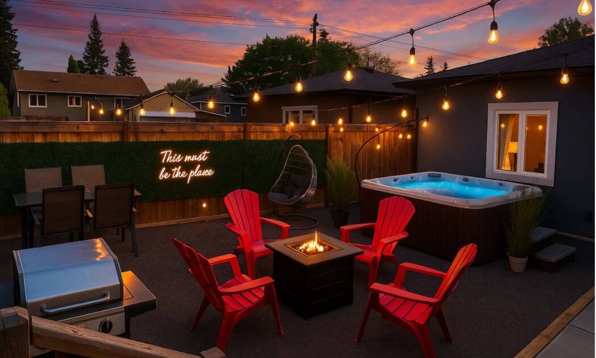 Mayfield House | Summer Haven-HotTub-FireTable-King Bed-BBQ-Sleeps8