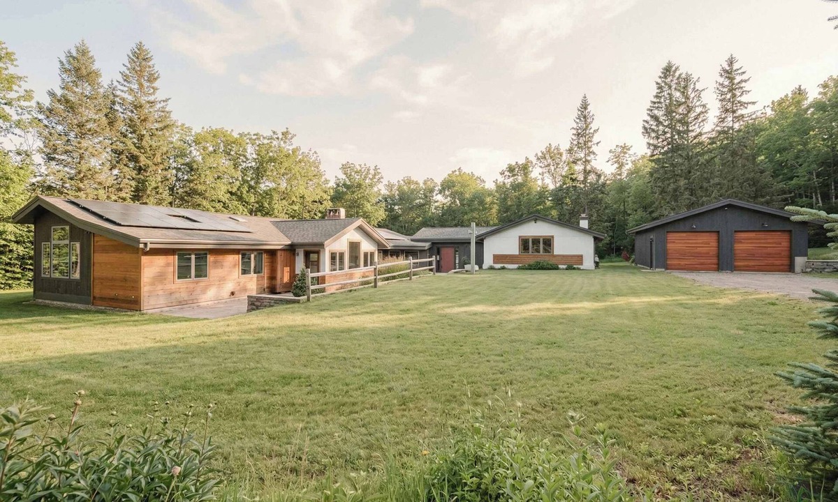 Stratton Mountain House | Summit Ridge Lodge | 6-BR Retreat with Ski Access