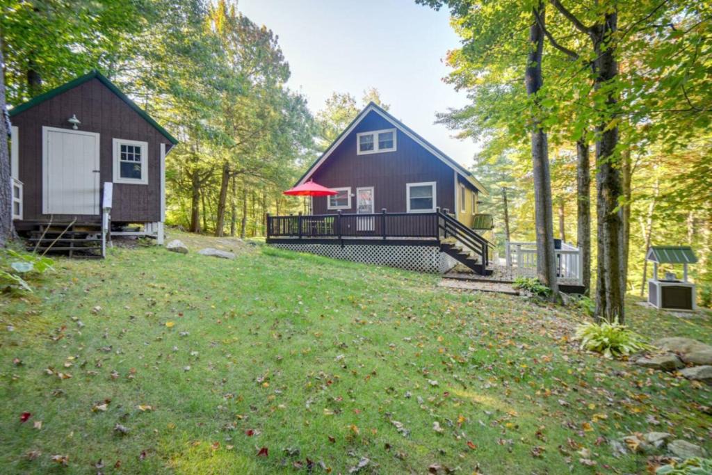 Gilford House | Summit View Chale, Firepit & Mtn Views, Winni