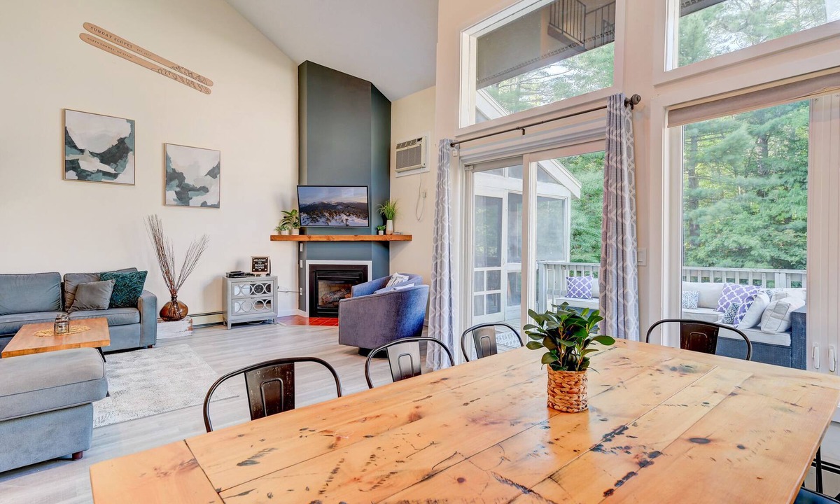 North Conway Condo | Sunday Slopes - Game Room + Central Location!