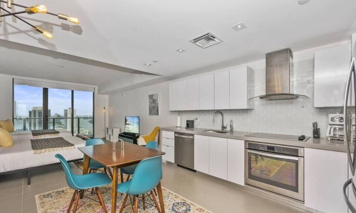 Town Square Apartment | Sunny ☼ Miami Midtown for 4 Full Amenities !! C9