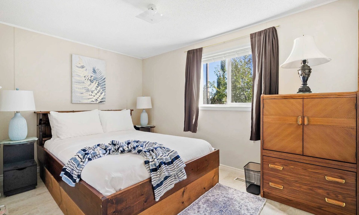 Sylvan Lake House | Sunrise at Sylvan Lake | A/C | Family Friendly !