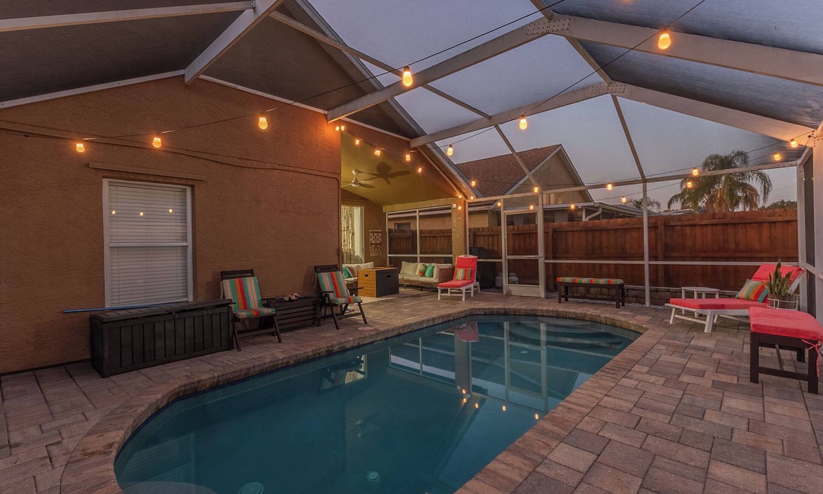Lakeview Village House | Sunshine Oasis, 4Bed/2Bath W/Private Heated Pool