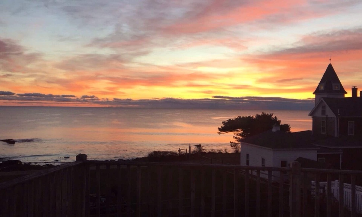 Wells Condo | Sweeping Ocean Views, Rare Opening Due to Last Minute Cancellation