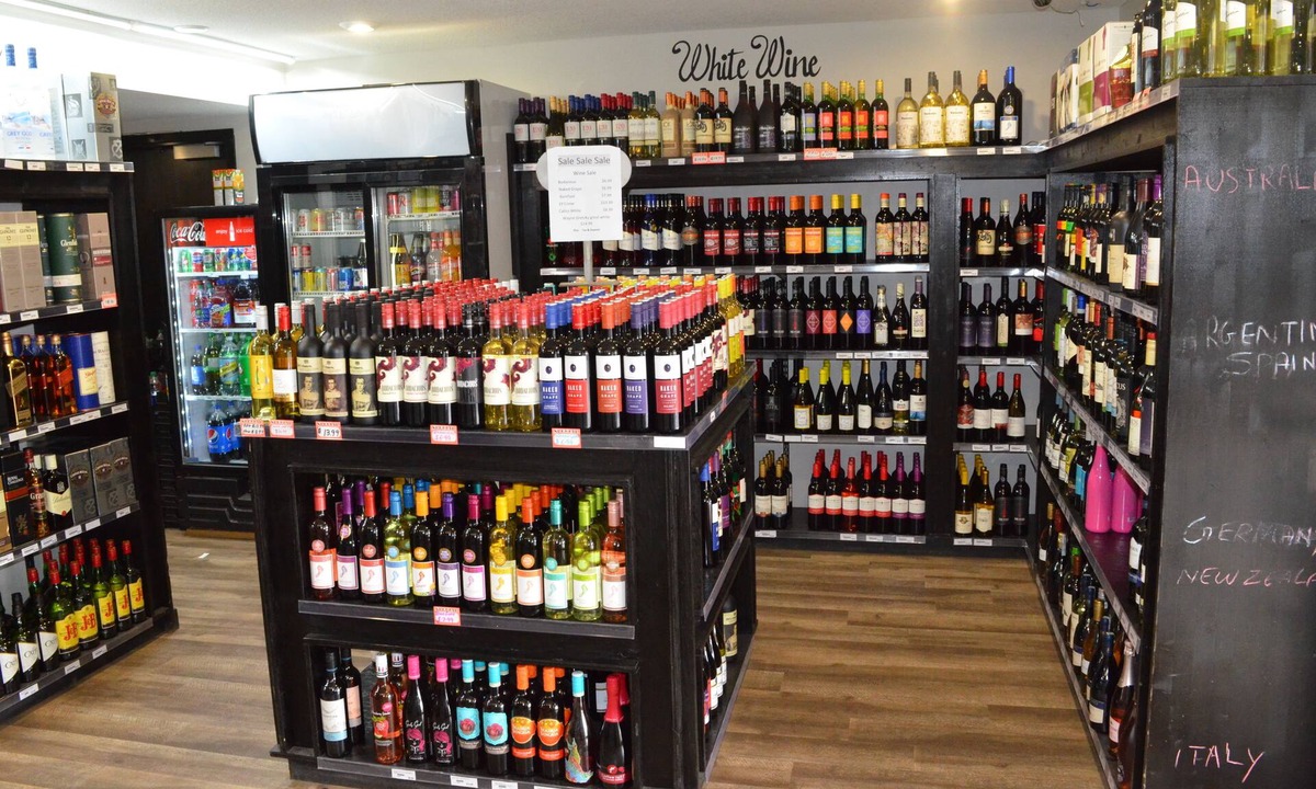 Medicine Hat Hotel | TC Motel