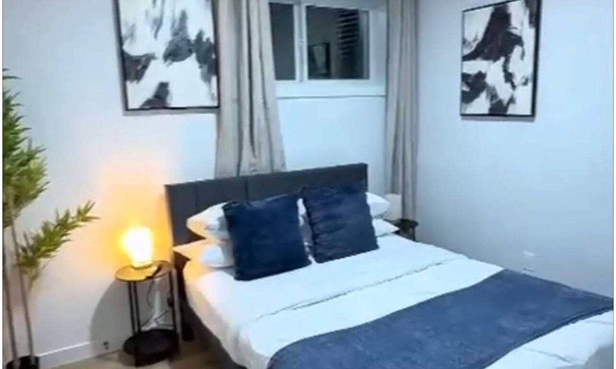 Northwest Edmonton House | Terrific 2-bedroom Basement Suite in Edmonton near West Edmonton Mall.