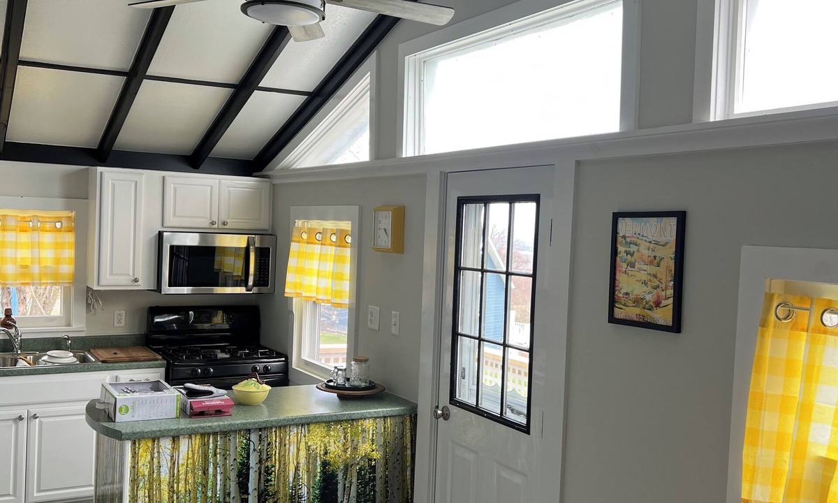 Enosburg Falls House | Terrific 3-bedroom country house in charming Sheldon with AC