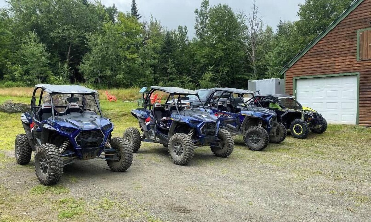 Pittsburg House | The Hilltop - DIRECT ATV - Snowmobile Trail Access