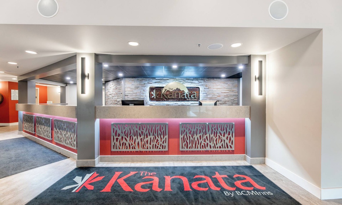 Hinton Hotel | The Kanata by BCMinns Hinton