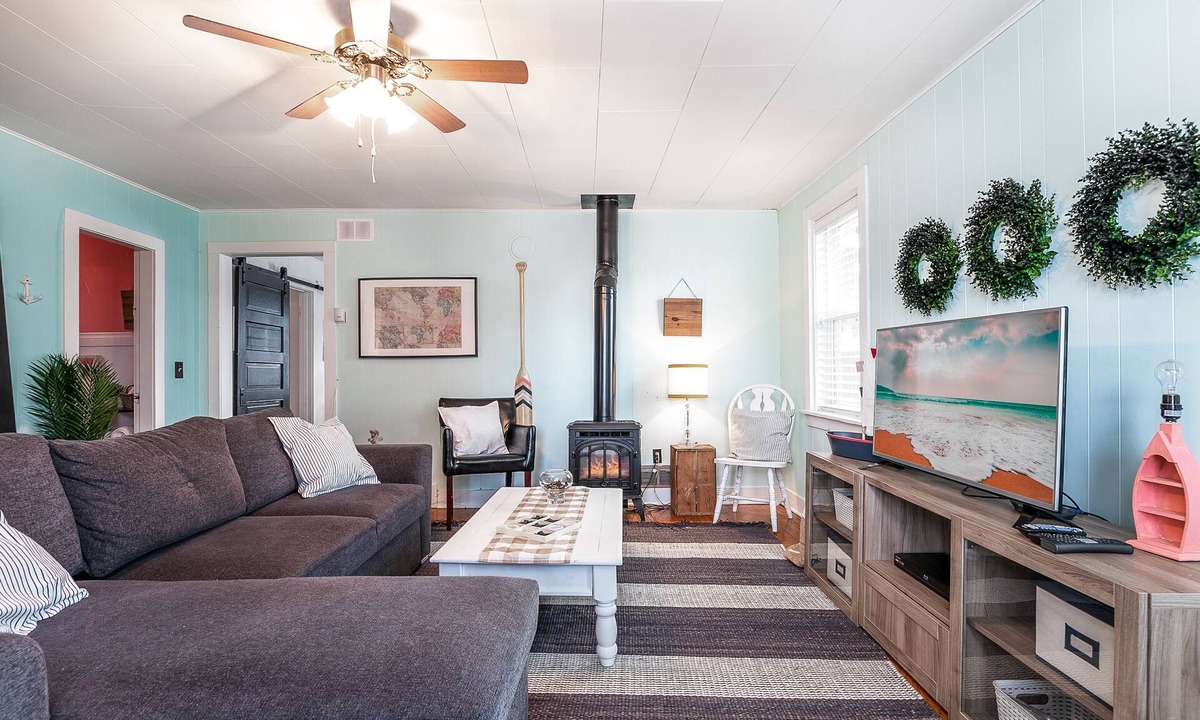 Sylvan Lake House | The Lighthouse-beach house perfect for gatherings