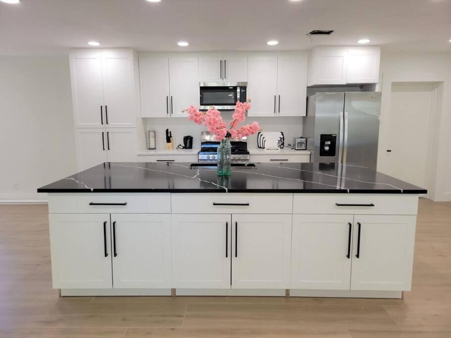 North Palm Beach House | The Palm Beach Place