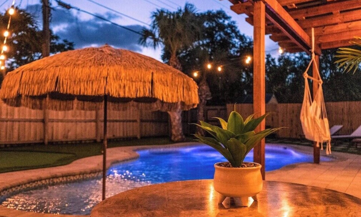 Florida North Atlantic Coast Villa | The Palm Garden · Palm Beach Villa Retreat w Pool: Near Beach & Golf