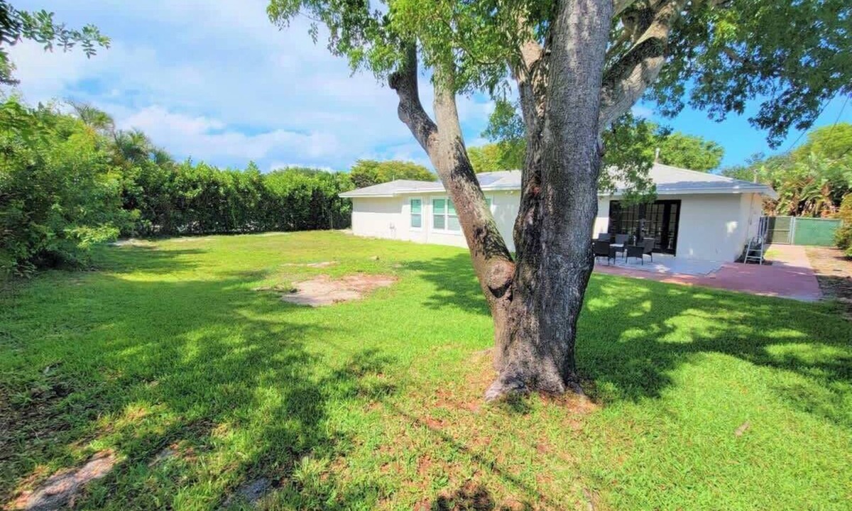 North Palm Beach House | The Place