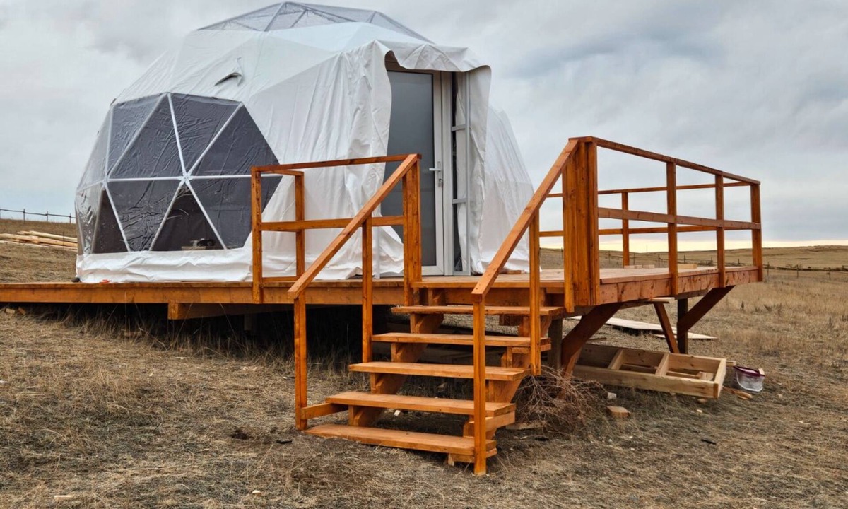 Medicine Hat RV Rental | The Prairie Sage Dome