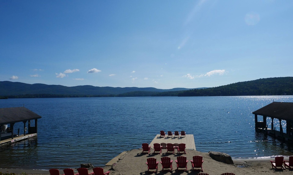 Lake George Hotel | The Stone Gate Resort