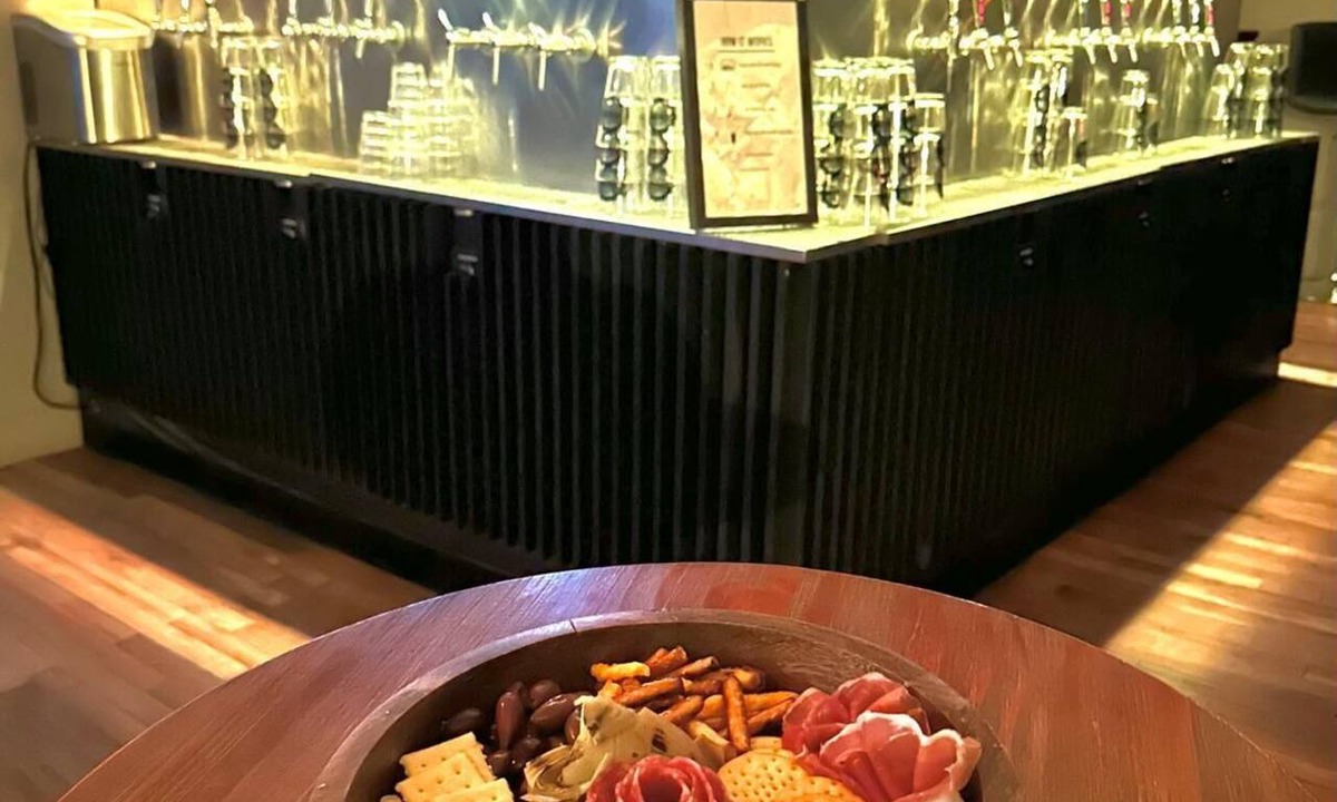 Trinidad Hotel | The Well Hotel & Taproom