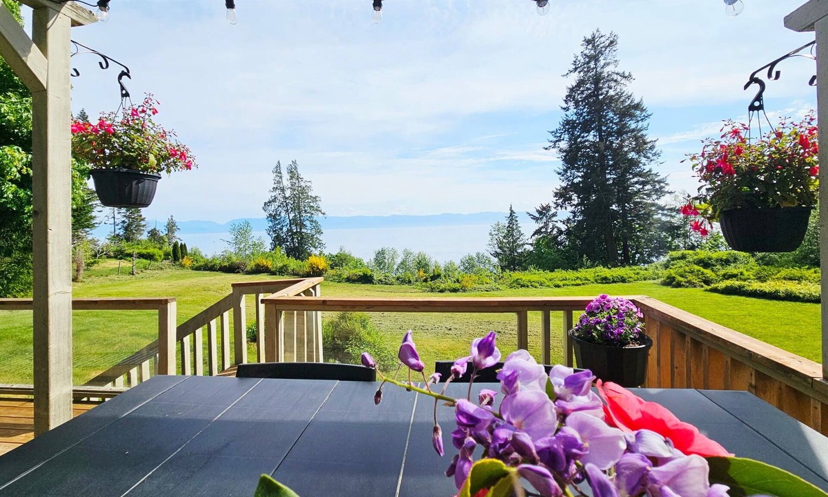 Juan de Fuca Electoral Area Cabin | The West Coast Lodge: Private, Gorgeous, and Ready for Your Friends and Family!