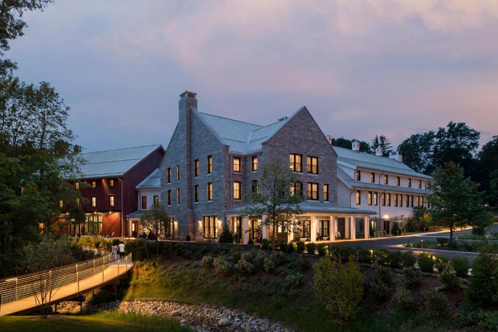 Williamstown Hotel | The Williams Inn