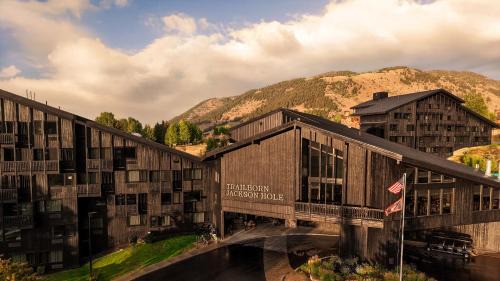 Jackson Resort | Trailborn Jackson Hole, Outdoor Collection by Marriott Bonvoy