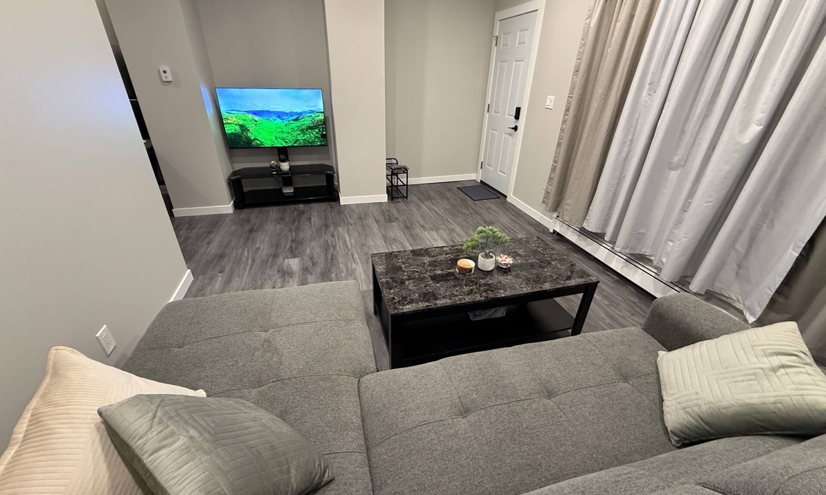 Regina House | Tranquil 2-bedroom house with AC in charming Regina