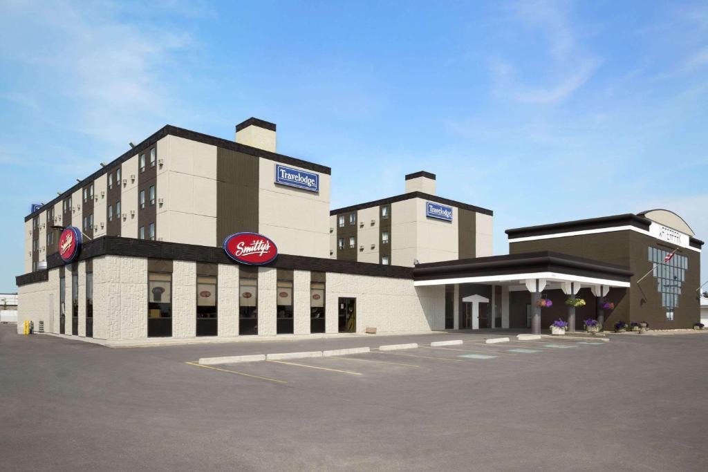West Edmonton Hotel | Travelodge by Wyndham Edmonton West
