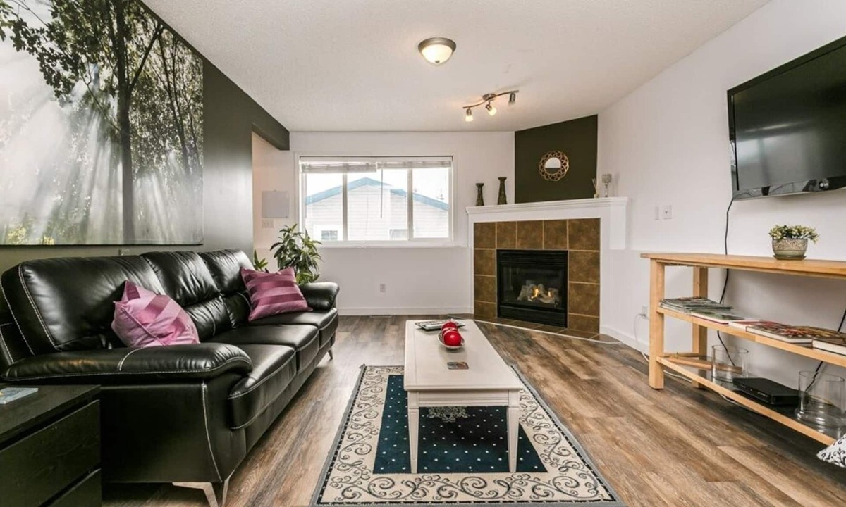 Southwest Edmonton House | Trelle - Cozy Fireplace, Fenced Yard, & DbleGarage