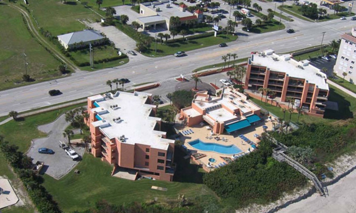 Indian Harbour Beach Resort | Two Bedroom, Ocean Front, Luxury Condo, Indian Harbor Beach, Florida 3331464
