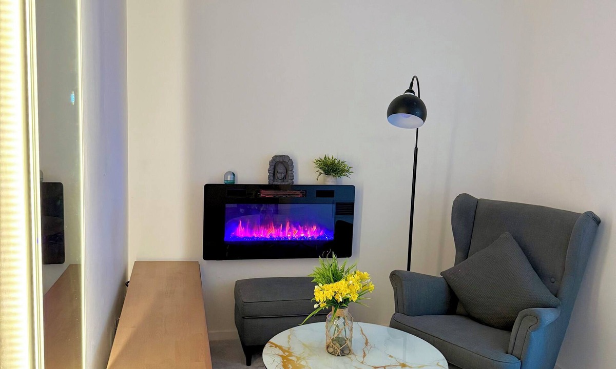 Calgary Apartment | Urban Luxury with Everyday Comfort