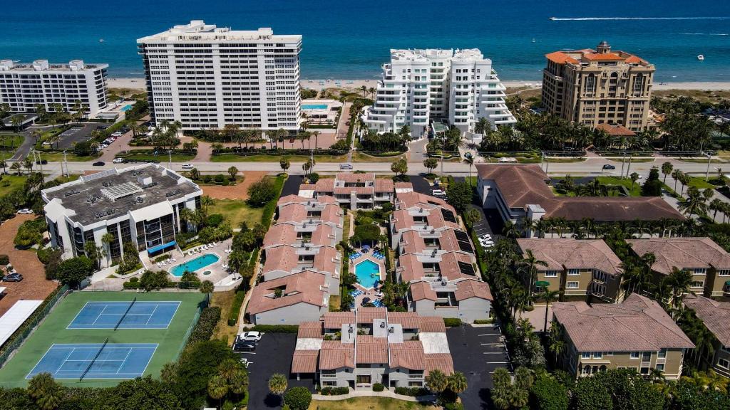 Boca Raton Hotel | Ventura at Boca Raton