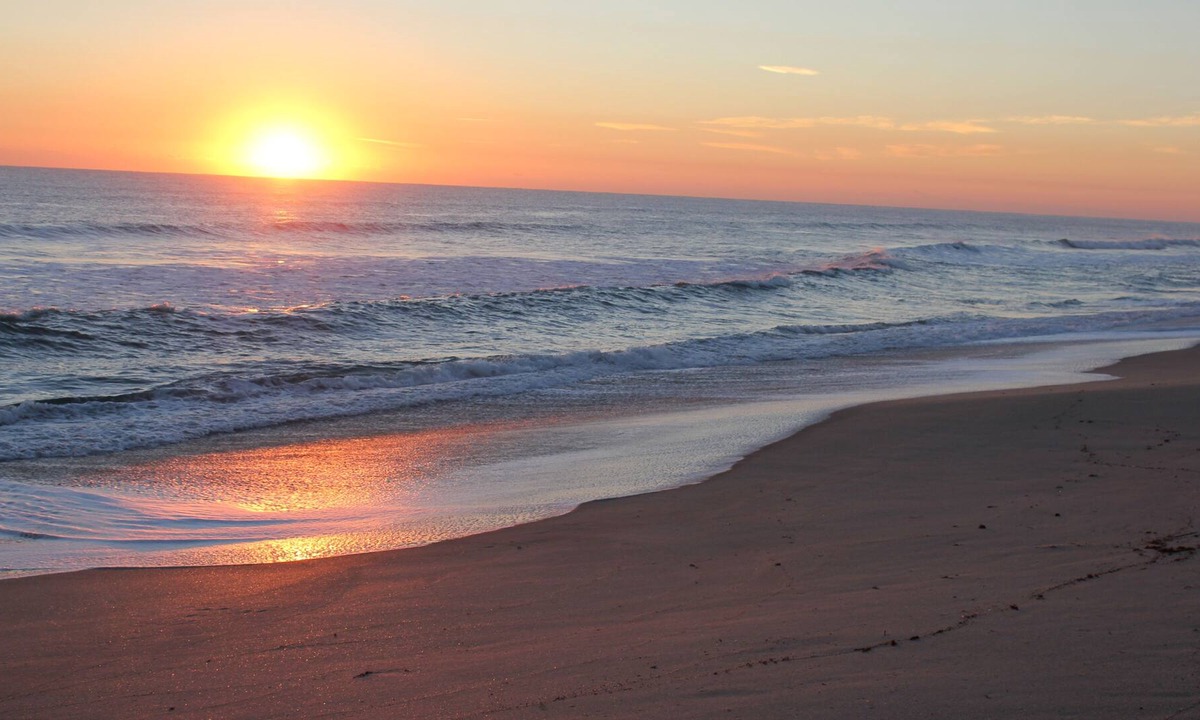 Ambersand Beach House | Vero Beach Florida, Oceanfront & Riverfront with Private Dock & Tiki Hut