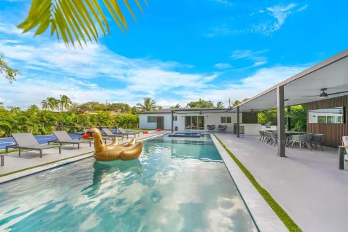 Golden Glades Villa | Villa Elysian with private Pool
