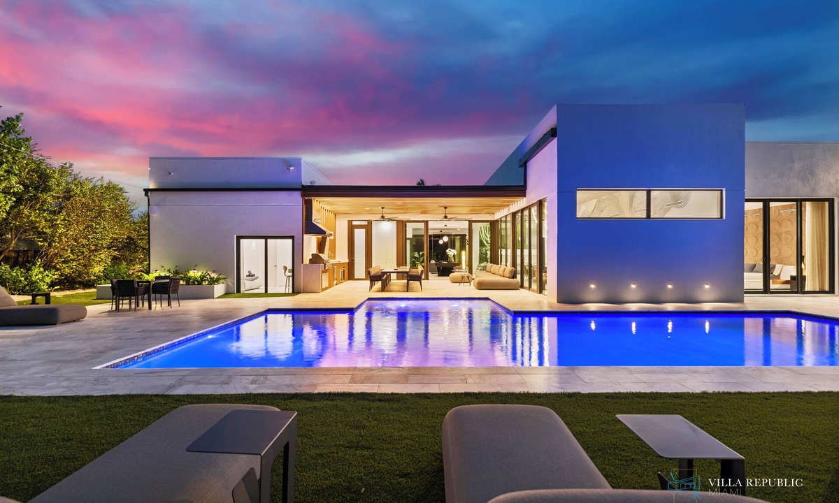 North Miami Beach House | Villa Maya: A Luxury Retreat in North Miami Beach