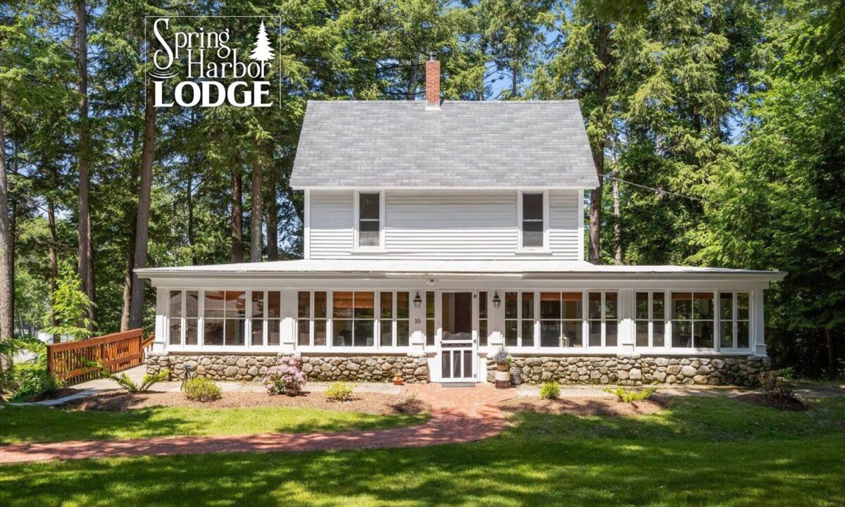 Gilford Cabin | Vintage & Modern Lodge-Lake Winnipesaukee water access w/boat slip, dog welcome
