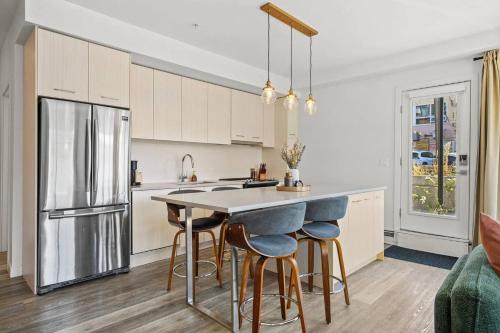 Whyte ave House | Vintage Vibes Near Whyte Private Patio