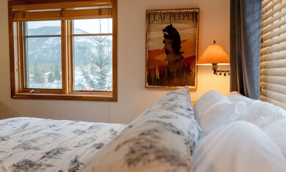 Grand Lake Apartment | Walk to town, natural lake and MTN view, balcony