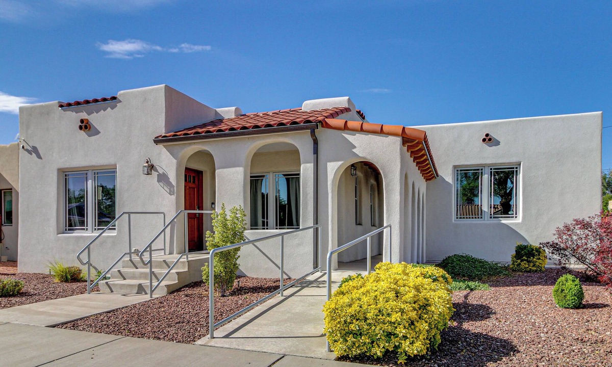 Downtown Albuquerque House | Walkable Home w/Office in Downtown Albuquerque!