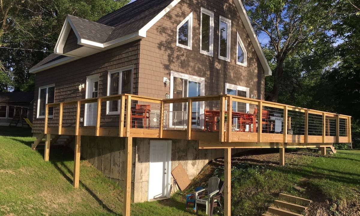 Franklin County House | Waterfront Lake House - built in 2017 on shoreline & dog friendly