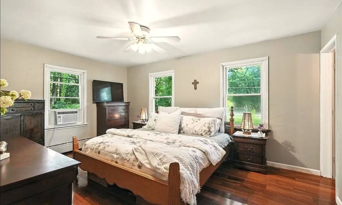 Stow House | Where City Meets Country Charm